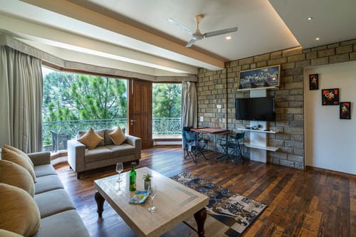 Gulmohar Estate – 5 bedroom villa in Kasauli, Himachal Pradesh