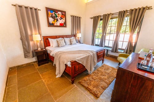 Casa Mocha | 5-BHK Pet-friendly Retreat With Pvt Pool, Verandah & Ent Lounge – 5 bedroom villa in Alibaug, Maharashtra