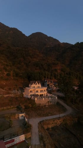 The Rajpur – 6 bedroom villa in Dehradun, Uttarakhand
