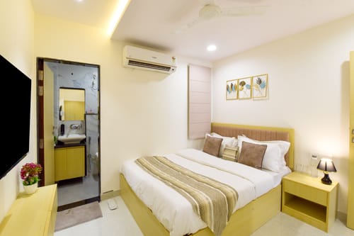 Auric Lake Villa | 2-BHK Villa With Shared Plunge Pool and Terrace| Near Fateh Sagar Lake – 2 bedroom villa in Udaipur, Rajasthan
