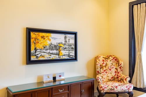 Lakemount | 2-BHK Getaway with Private Pool, Open-Air Gazebo & Terrace At Fatehsagar Lake