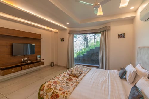 Gulmohar Estate – 5 bedroom villa in Kasauli, Himachal Pradesh