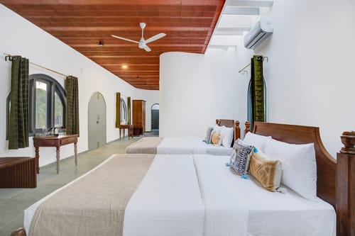 Urvi Regal Suite | Elegant Eco-friendly Retreat With Common Pool, Garden, Farm & Games Zone  – 1 bedroom villa in Bengaluru, Karnataka