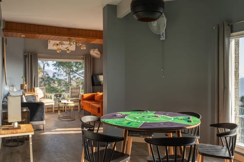 Orchid @ Serene w/ Outdoor Bonfire – 3 bedroom villa in Kasauli, Himachal Pradesh