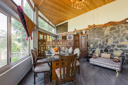 Zephyr Sierra | 2-BHK Hillside Villa With Common Pool, Gym & Restro – 2 bedroom villa in Mussoorie, Uttarakhand