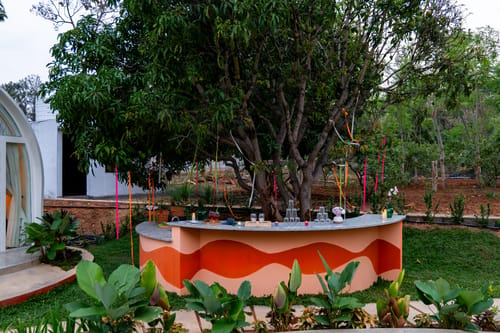 Tanira Farms Moonrise | Contemporary Pet- friendly Igloo Cottage with Pool, Bar and Garden – 1 bedroom villa in Bengaluru, Karnataka