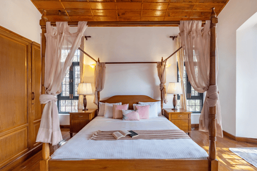 Thistle House | Pet-friendly 4-BHK Hideaway with Gazebo & Terrace by Bhimtal Lake – 4 bedroom villa in Nainital, Uttarakhand