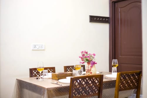 Abhimanyu Mansion Topaz | 2-BHK Haveli | Garden + Sit-Out Area | Central Location – 2 bedroom villa in Udaipur, Rajasthan
