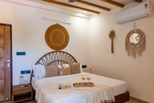 Casa llios | Country-Style 3-BHK Villa with Private pool, Gazebo and Landscaped Garden – 3 bedroom villa in Udaipur, Rajasthan