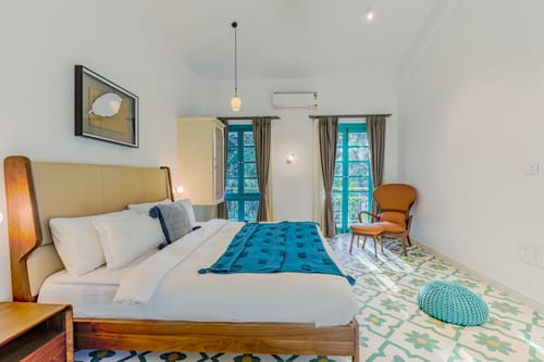 Casa Lotus | 3-BHK Villa with Private Pool, Cosy Nook, Balconies; in a Gated Complex – 3 bedroom villa in North Goa, Goa