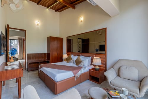 Lakefront S-2 | 1-BHK Apartment Close to Naukuchiatal Lake – 1 bedroom villa in Bhimtal, Uttarakhand