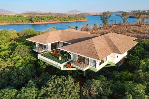 Nihira Farms w/ Lake View - Kamshet – 4 bedroom villa in Lonavala, Maharashtra