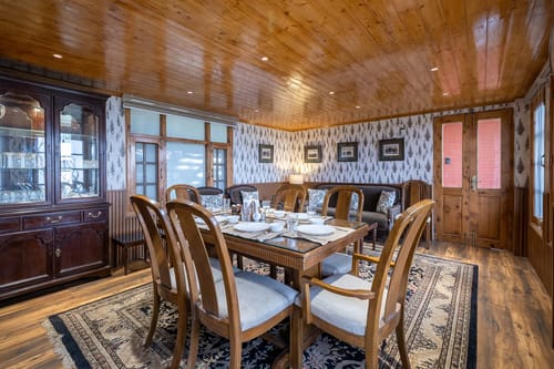 Sienna @ Nau Nabh Cottage – 1 bedroom villa in Shimla, Himachal Pradesh