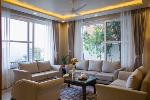 Twin Chalets | 4-BHK  Pet-friendly Escape With Valley-facing lawn, Terrace & 2 Living Rooms – 4 bedroom villa in Nainital, Uttarakhand