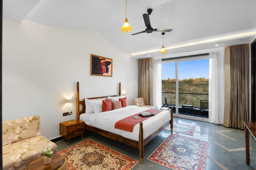 Godan Terra Cove | 6-BHK Retreat with Private Pool, Garden & Elevated Gazebo, featuring Stunning Hill & River Views – 6 bedroom villa in Udaipur, Rajasthan
