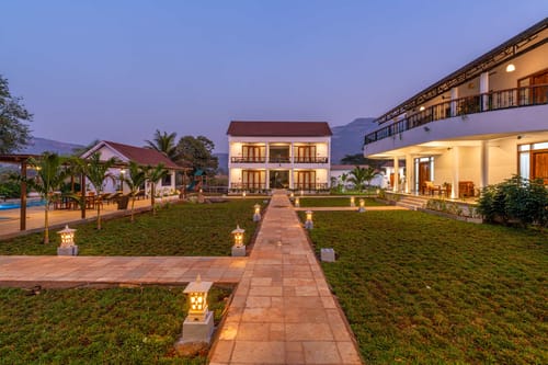 Truntum – 11 bedroom villa in Karjat, Maharashtra