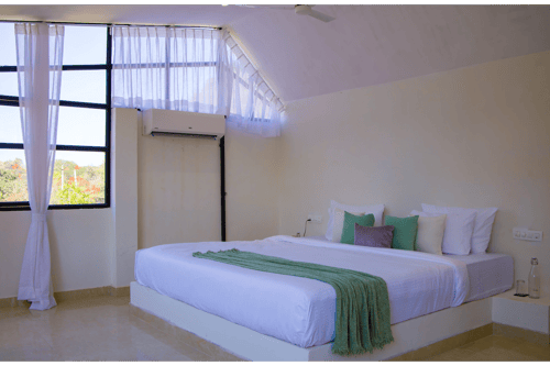 Jade Arbőur | 3-BHK Moroccan-Inspired Villa with Private Pool & Panoramic Hill Views – 3 bedroom villa in Udaipur, Rajasthan