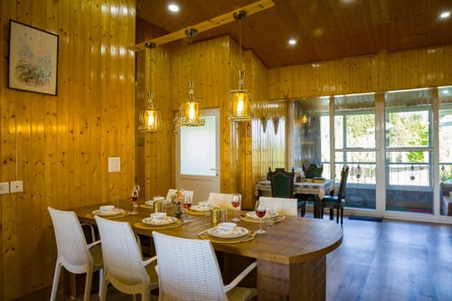 Hill Top Farmstead | Heritage 3-BHK English-Style Villa With Balcony, Gazebo & Stunning Hill Views – 3 bedroom villa in Shimla, Himachal Pradesh