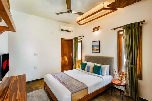 The Jazminn Timberwood | 3-BHK Pet-friendly Apartment with Shared Sit Out Area | Near Bengaluru Palace – 3 bedroom villa in Bengaluru, Karnataka
