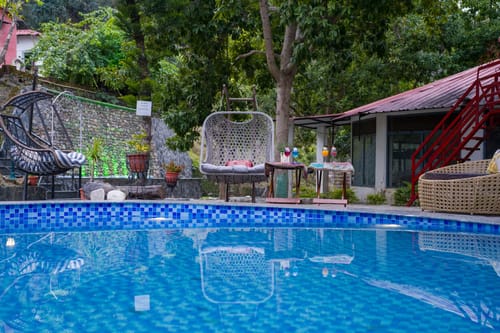 Zephyr Sierra | 2-BHK Hillside Villa With Common Pool, Gym & Restro – 2 bedroom villa in Mussoorie, Uttarakhand