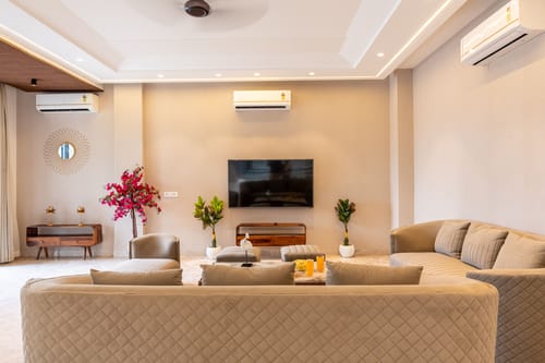 Gardenia | 4-BHK Farmhouse with Private Pool, Game Zone, & Lush Garden – 4 bedroom villa in Delhi Ncr, Delhi
