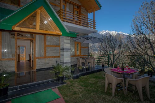 3 Rooms @ Stonehurst Cottage – 3 bedroom villa in Manali, Himachal Pradesh