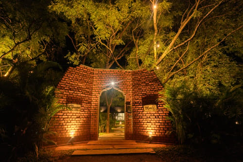 Tapovana Aroha | Pet-Friendly Boho Retreat with Luxury Tent, 2-BHK Villa , Moroccan-Style Pool, Firepit & Gardens – 3 bedroom villa in Bengaluru, Karnataka