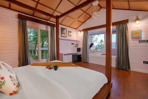 Waterfall Vista- Luxe Treehouse by "The Skydrift" – 1 bedroom villa in Mussoorie, Uttarakhand