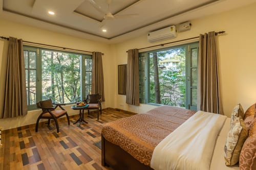 Pinecrest Manor – 4 bedroom villa in Kasauli, Himachal Pradesh