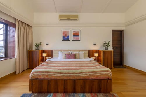 V Square – 5 bedroom villa in Lonavala, Maharashtra