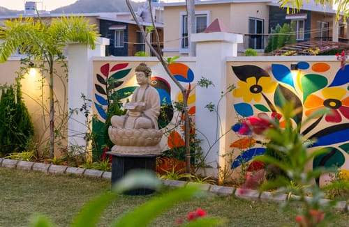 Palazao | Country-Style 3-BHK Villa with Private pool, Gazebo and Landscaped Garden – 3 bedroom villa in Udaipur, Rajasthan