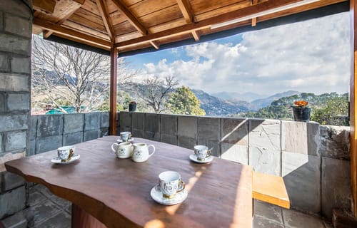 Wooden Log House @ Estate 15 – 2 bedroom villa in Bhimtal, Uttarakhand