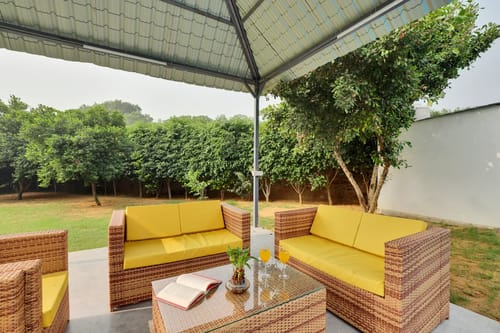 Luxe FarmAcre | Pet-friendly 4-BHK Villa With Private Pool, Garden & Terrace – 4 bedroom villa in Delhi-ncr, Haryana