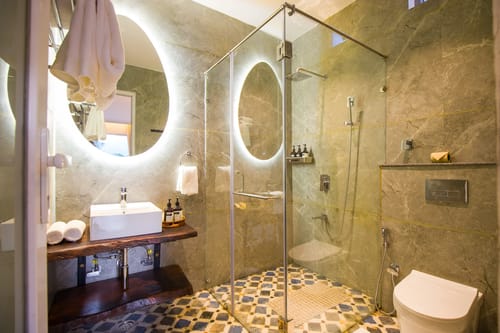 Sirmour Baag Scarlet | A Hillside Pet-Friendly Cottage With Restro & Garden