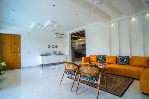 Udgam Vilas 3-BHK | Elegant Pet-friendly Apartment With Lift & Balcony Near Robber’s Cave – 3 bedroom villa in Dehradun, Uttarakhand