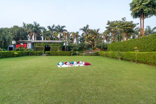 The Krishna Farmhouse | Countryside 4-BHK With Private Pool, Garden, Gazebo & Cricket Pitch – 3 bedroom villa in Delhi Ncr, Delhi