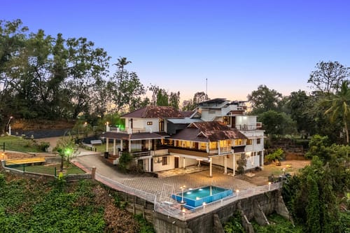 Lakshmipuram Palace - Kottayam