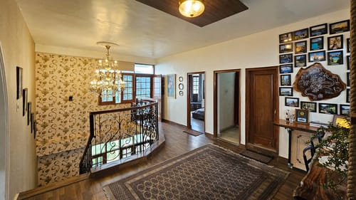 Valleys & Peaks – 4 bedroom villa in Shimla, Himachal Pradesh