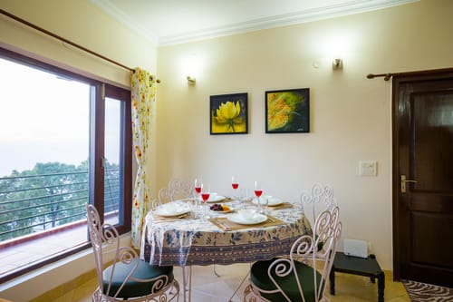 Pine View Cottage | Pet-friendly 3-BHK Himalayan Retreat with Scenic Sit-Out Areas