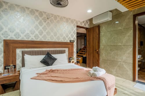 Imperial Serenia | 3-BHK with Pool | Near Khandala Hills  – 3 bedroom villa in Lonavala, Maharashtra