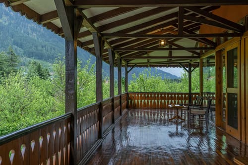 The Kathguni House – 3 bedroom villa in Manali, Himachal Pradesh