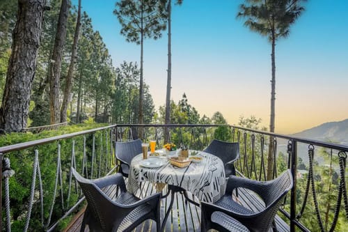 The Dove - Cottage with Jacuzzi – 1 bedroom villa in Mussoorie, Uttarakhand