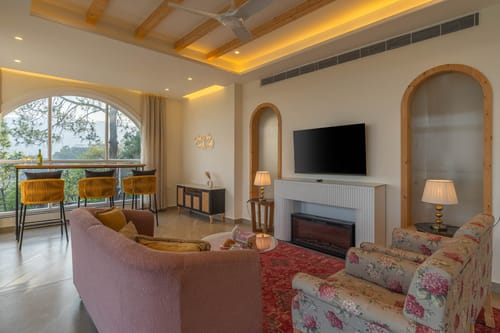 Chapter 2 @ The Ever House – 5 bedroom villa in Kasauli, Himachal Pradesh
