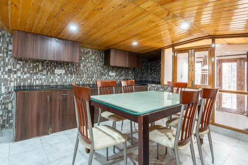 Shimla Manor – 6 bedroom villa in Shimla, Himachal Pradesh