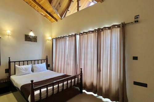 Peace | 2-BHK | Garden | Balcony | Near Bhimtal Lake | Pet-friendly  – 2 bedroom villa in Nainital, Uttarakhand
