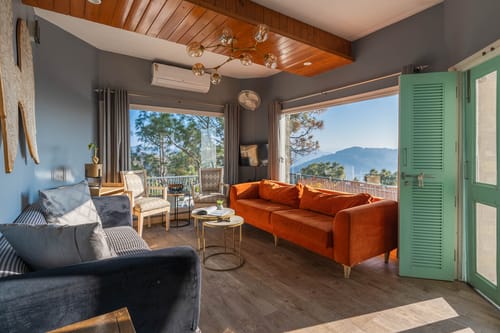Serene w/ Outdoor Bonfire – 6 bedroom villa in Kasauli, Himachal Pradesh