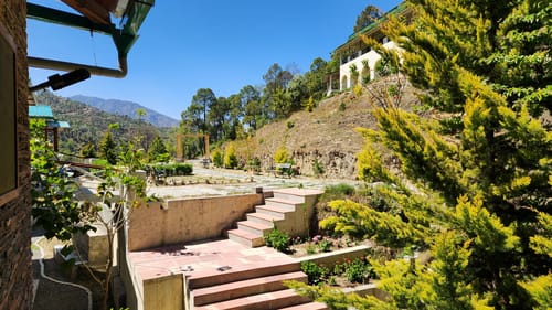 GlenBrook Estate Olive | Hillside 1 Cottage with Shared Gazebo, Restro & Lounge Area Near Waterfall