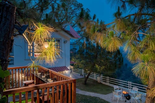 Bellevue w/ Outdoor Jacuzzi – 3 bedroom villa in Kasauli, Himachal Pradesh