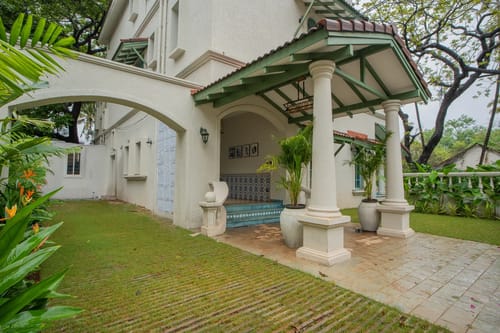 Villa Frienders | Indo-Portuguese 5-BHK Villa With Private Pool & Lift Near Popular Beaches – 5 bedroom villa in North Goa, Goa