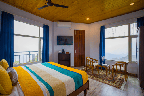 Archee’s Villa | 6-BHK property with gaming zone, attic, open dining and 360° mountain views – 6 bedroom villa in Kasauli, Himachal Pradesh